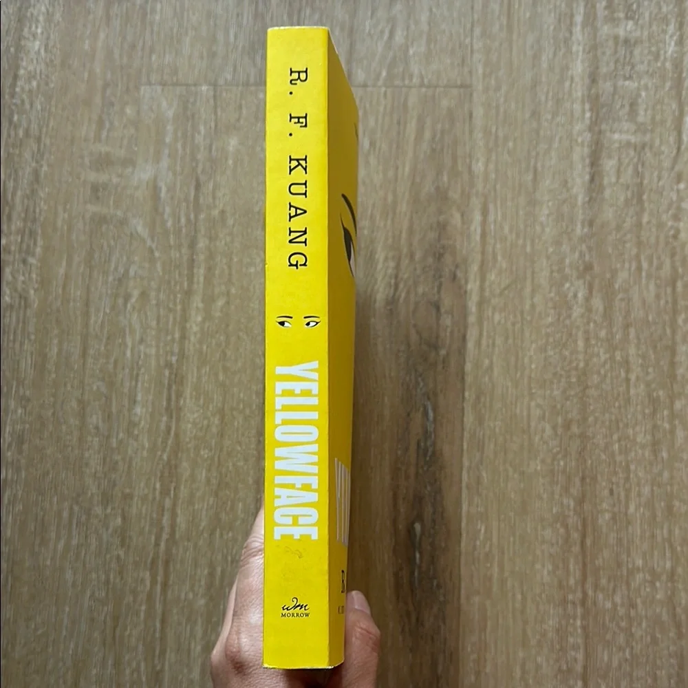Yellowface by R.F. Kuang Book - Picture 4 of 7